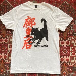 Black Cat Graphic T-Shirt Queen Kwong band snake red white shirt S